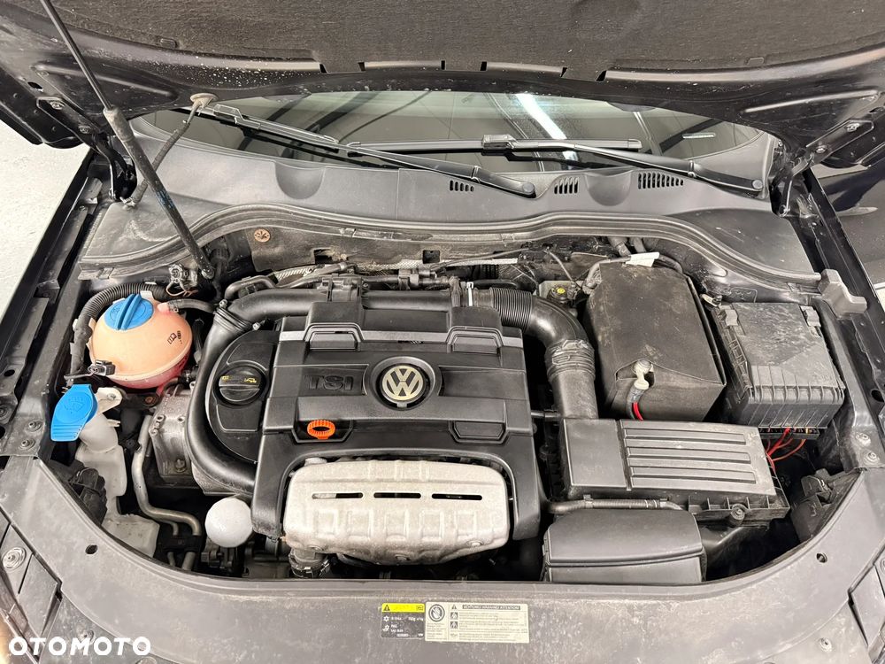 Volkswagen Passat 1.4 TSI BMT Comfortline - 23