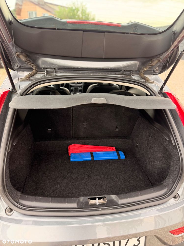 Volvo V40 - 21