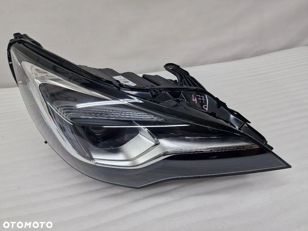 OPEL ASTRA K V 15-  IDEALNA FULL LED PRAWA LAMPA PRZEDNIA PRZÓD , NR 39055746 , INTELLI LUX , NR AUKCJI LL477 - 18