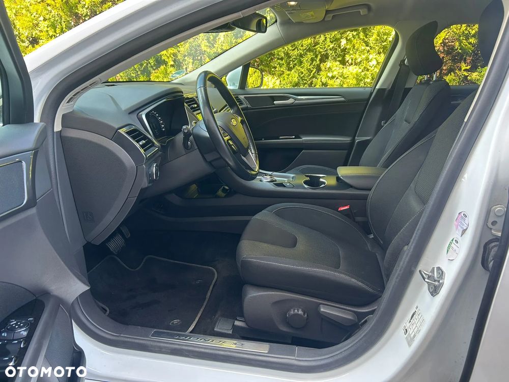 Ford Mondeo 2.0 EcoBlue Titanium - 17