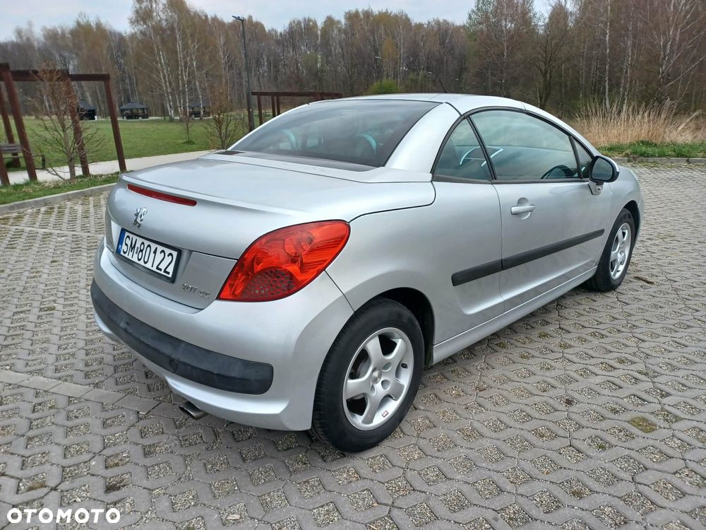 Peugeot 207 CC 120 VTi Active - 16