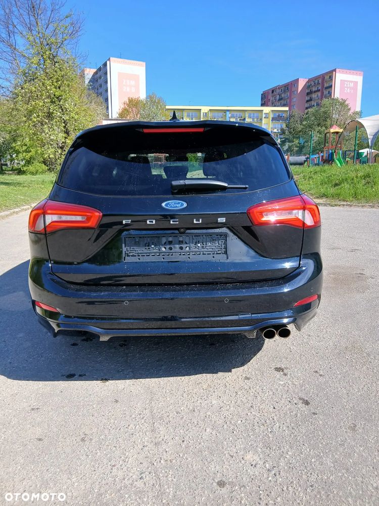 Ford Focus 1.0 EcoBoost Start-Stopp-System ST-LINE - 11