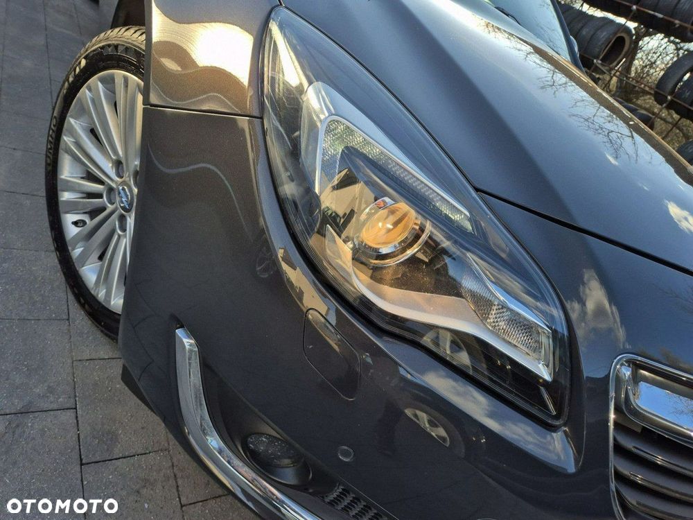 Opel Insignia - 10