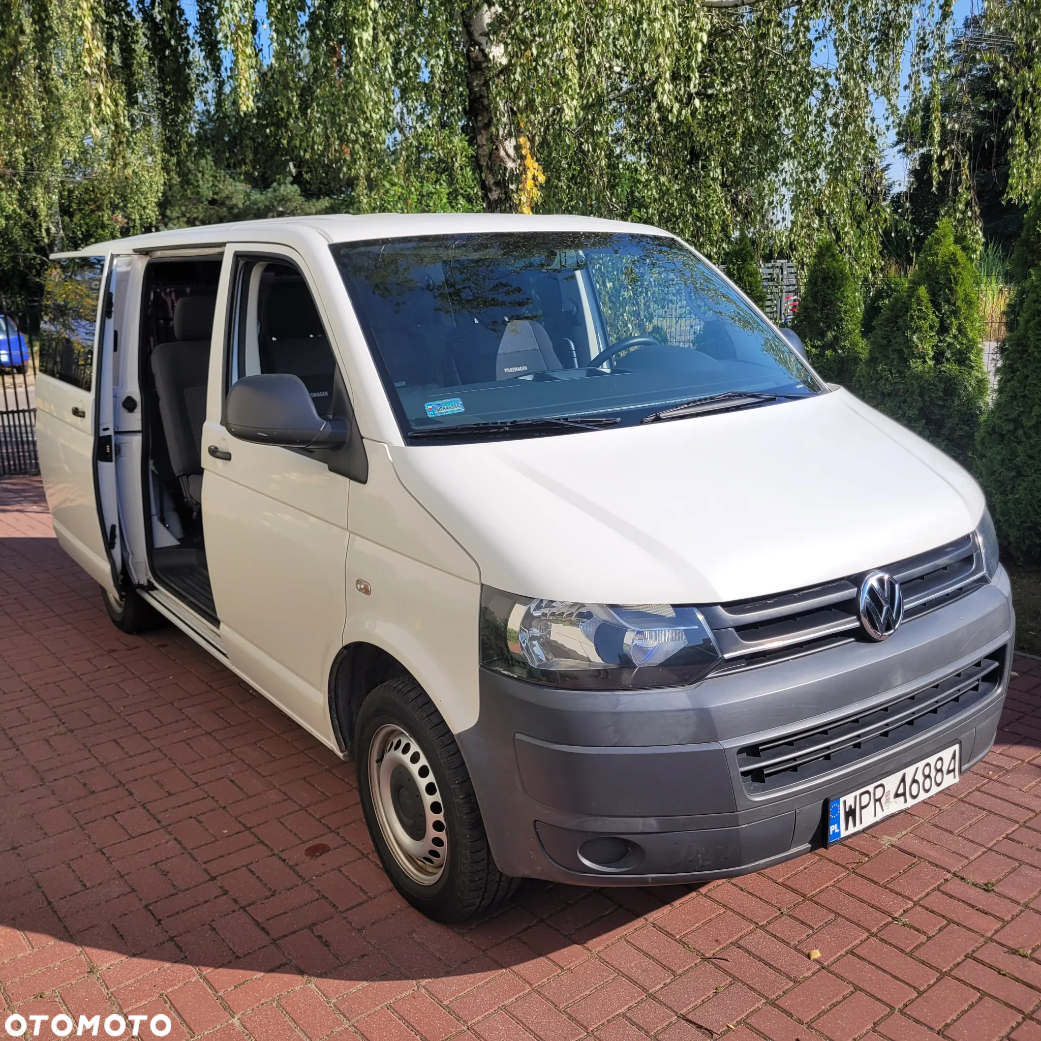 Volkswagen Transporter - 2
