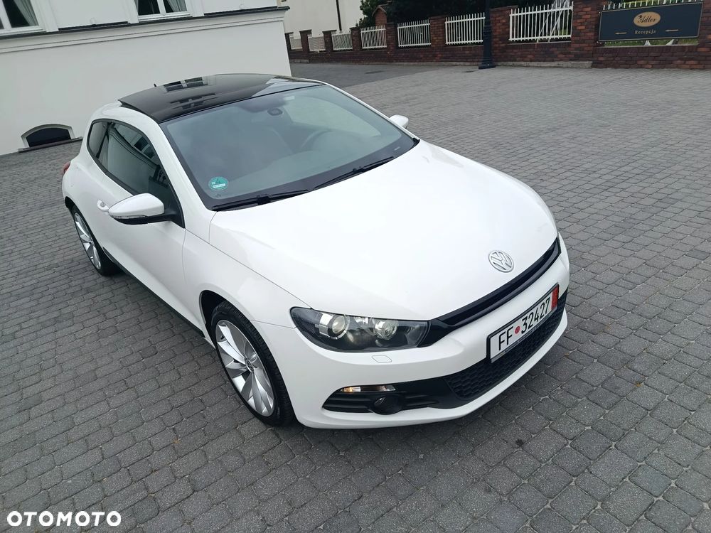 Volkswagen Scirocco 1.4 TSI DSG Edition - 8