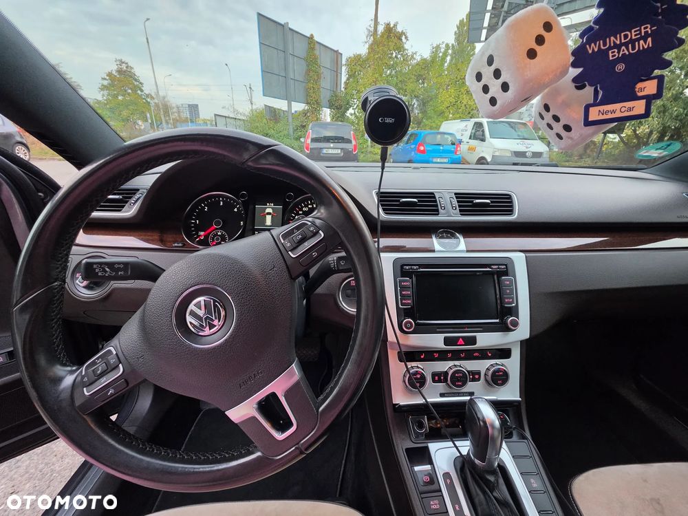 Volkswagen Passat - 27