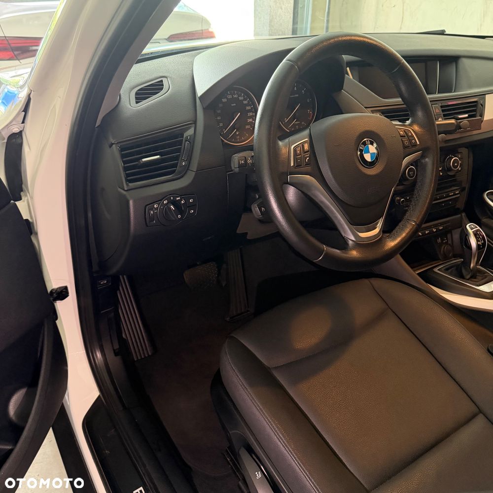 BMW X1 xDrive28i - 10
