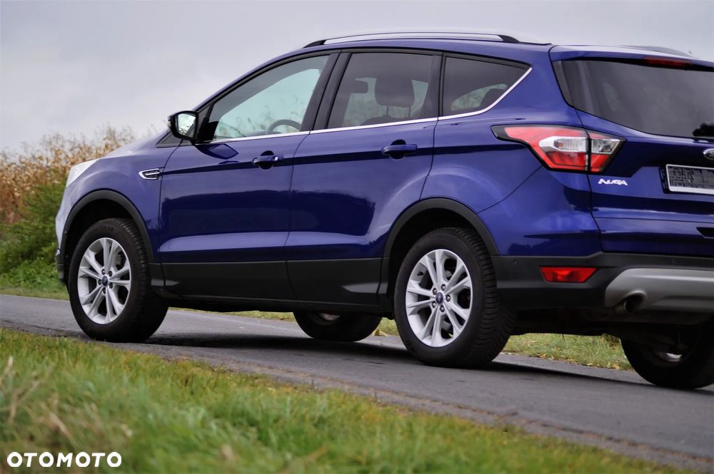 Ford Kuga - 17