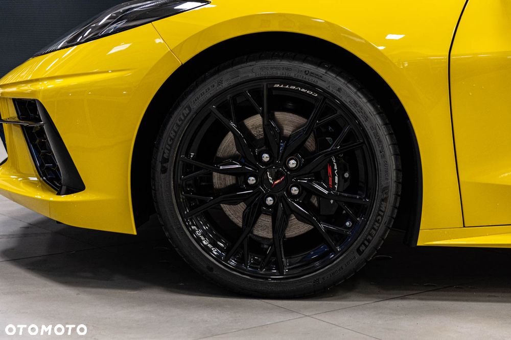 Chevrolet Corvette - 8
