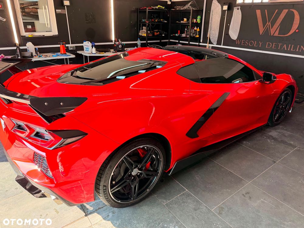 Chevrolet Corvette - 6