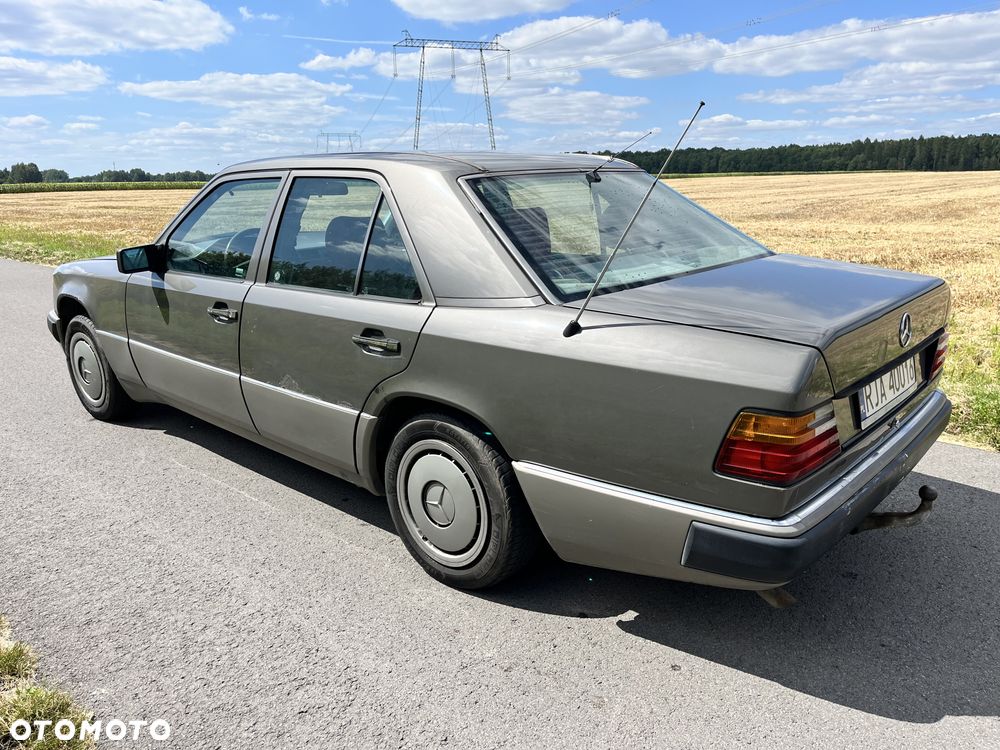 Mercedes-Benz W124 (1984-1993) - 4
