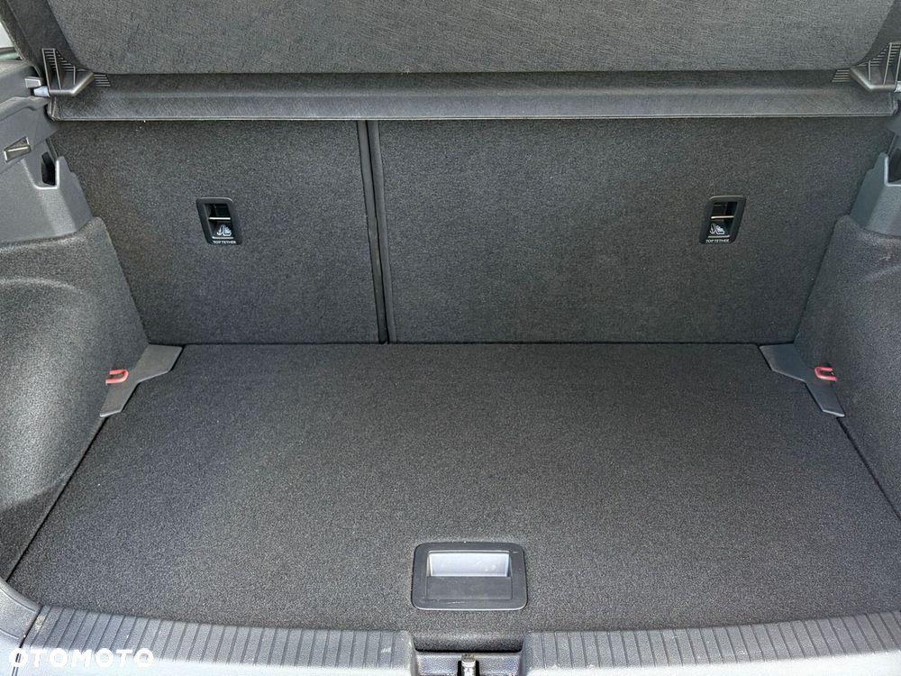 Volkswagen T-Cross 1.0 TSI Style DSG - 19