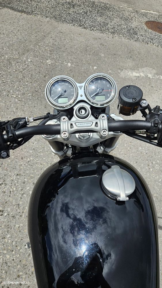 Triumph Speed Twin 1200 - 15