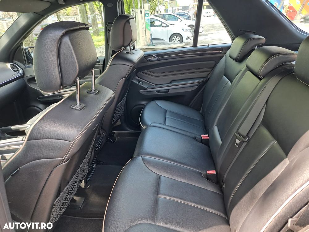 Mercedes-Benz ML - 25