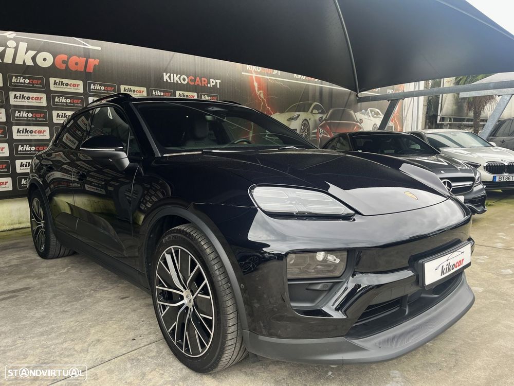 Porsche Macan Electric 4 - 2