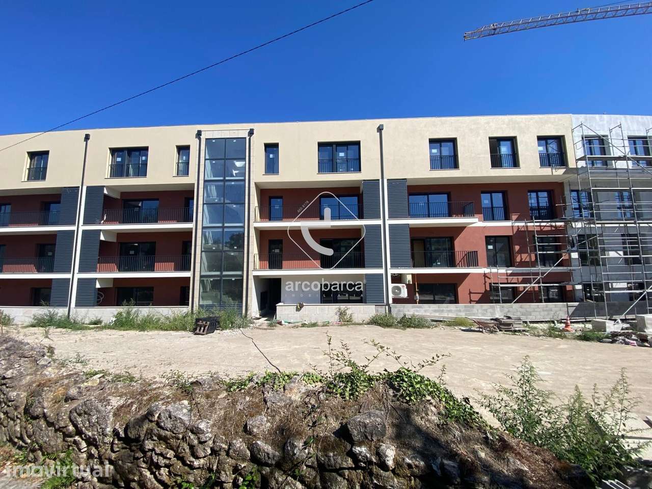 Apartamento T2 no 2º andar - Novo - Vila Fonche, Arcos de Valdevez - Grande imagem: 2/17