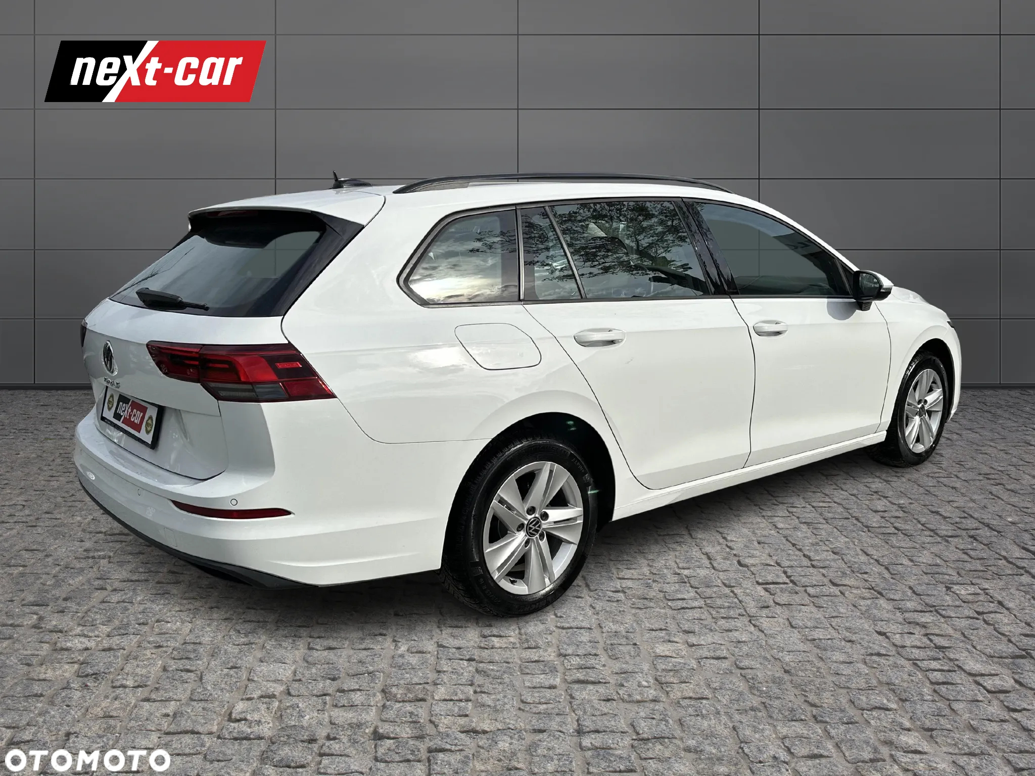 Volkswagen Golf VIII 2.0 TDI Life - 5