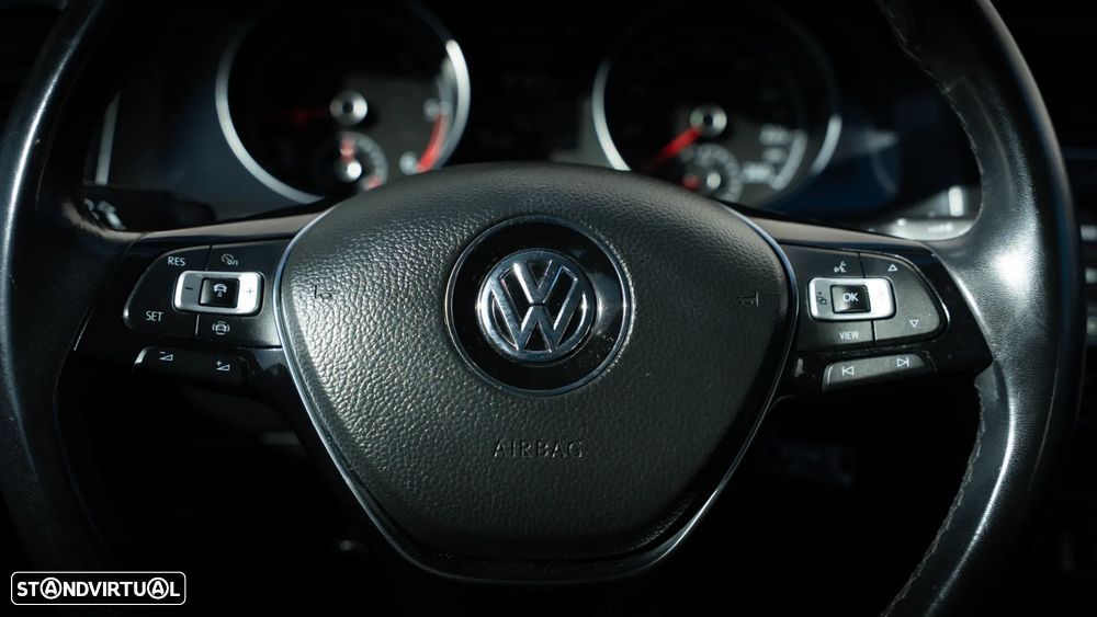 VW Golf Variant 1.6 TDi Confortline - 24