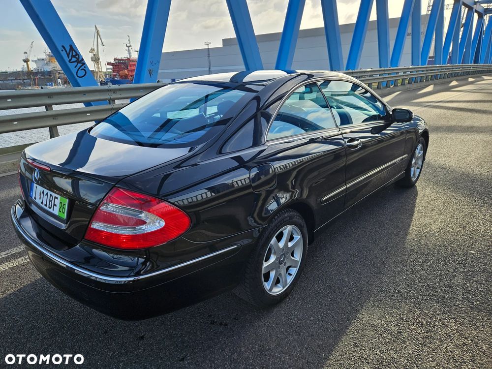 Mercedes-Benz CLK - 15