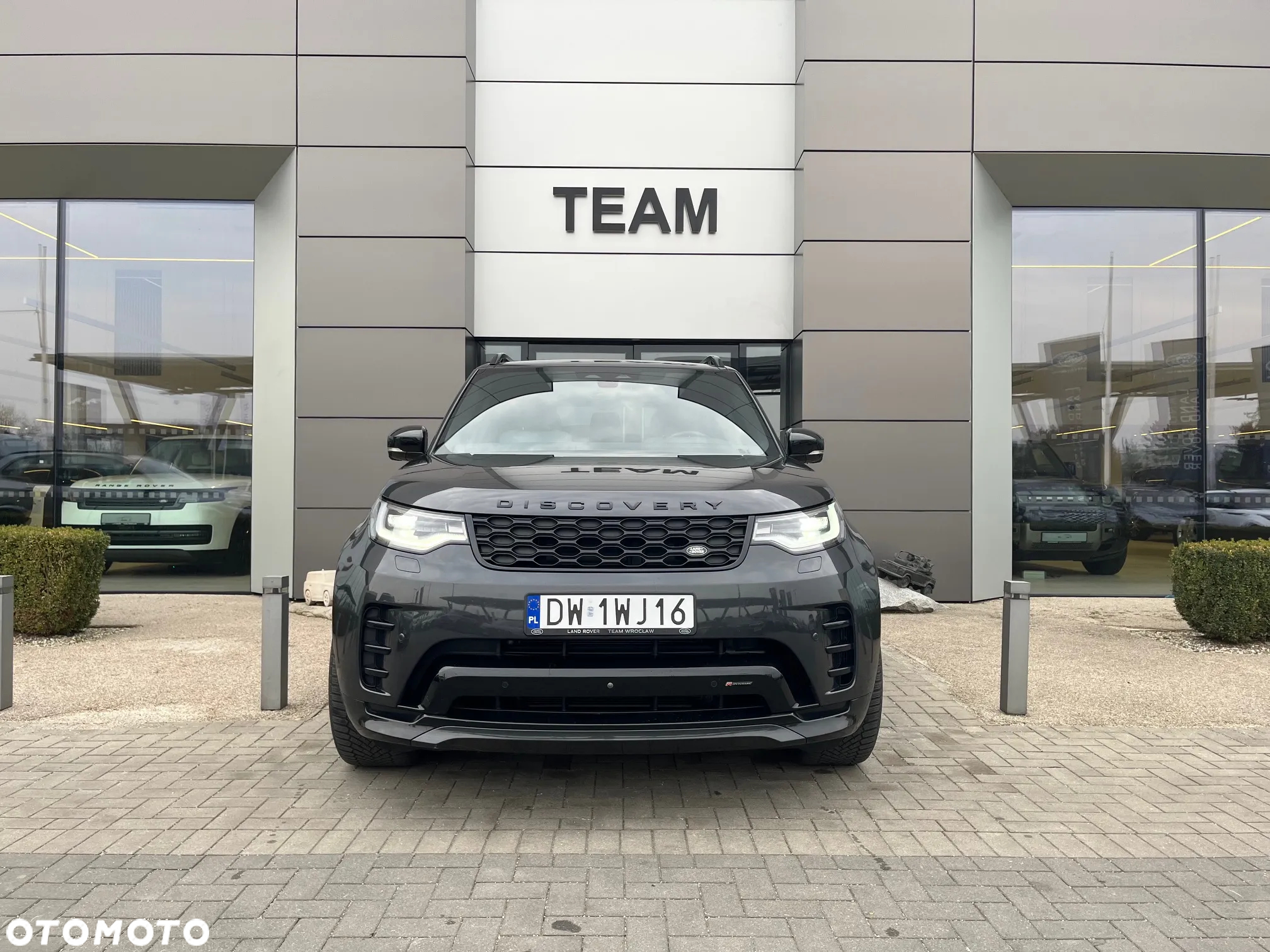 Land Rover Discovery - 2