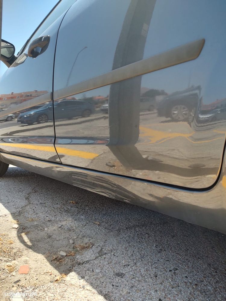 Ford Focus SW 1.4 Trend - 25