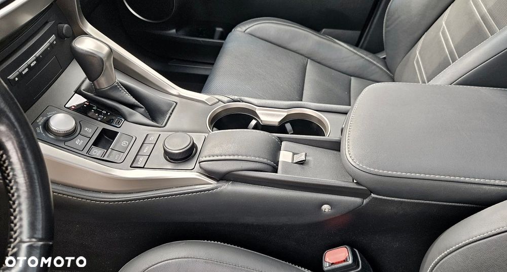 Lexus NX 300h Business Line - 14