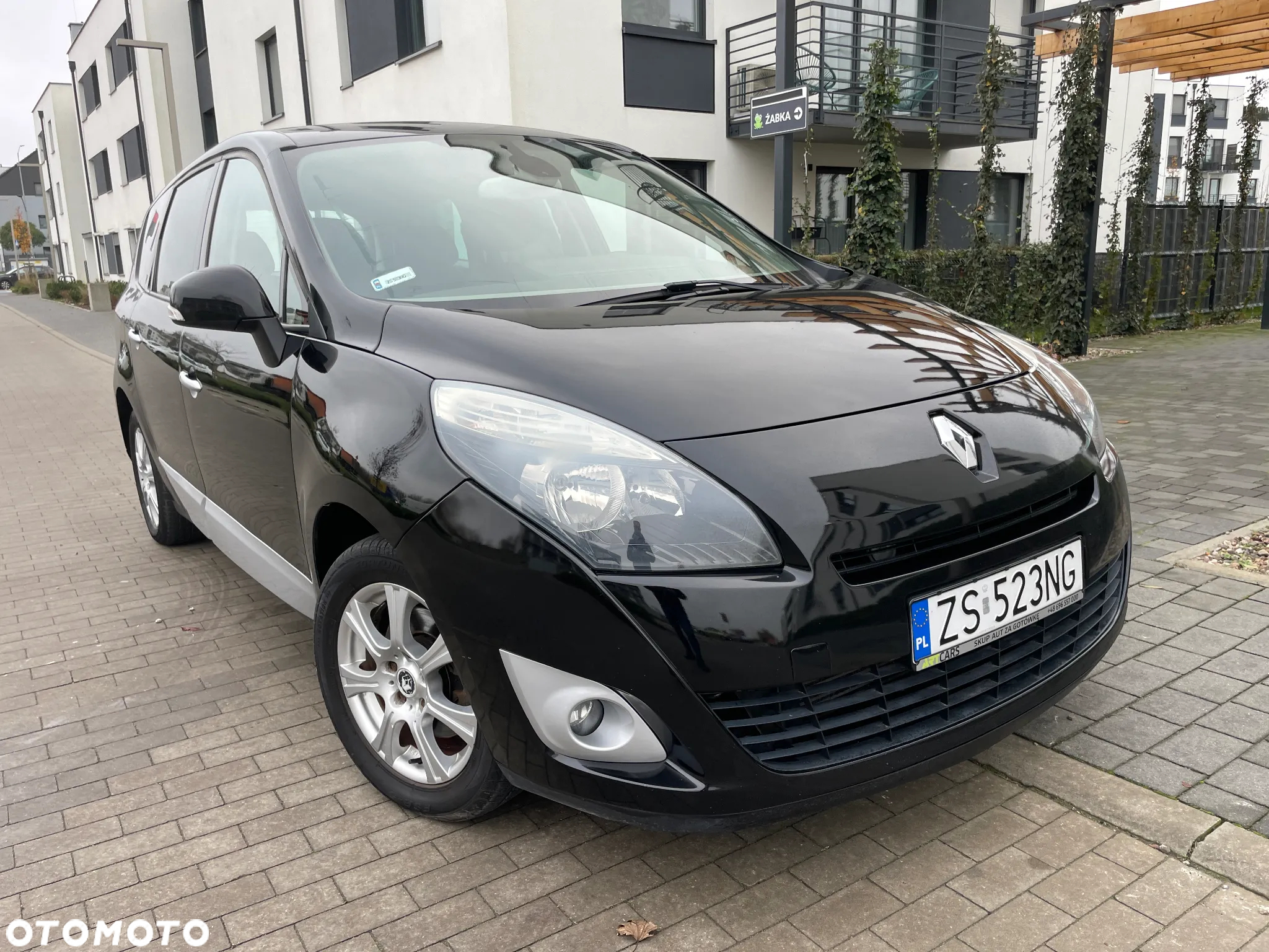 Renault Grand Scenic Gr 1.9 dCi Bose Edition - 12
