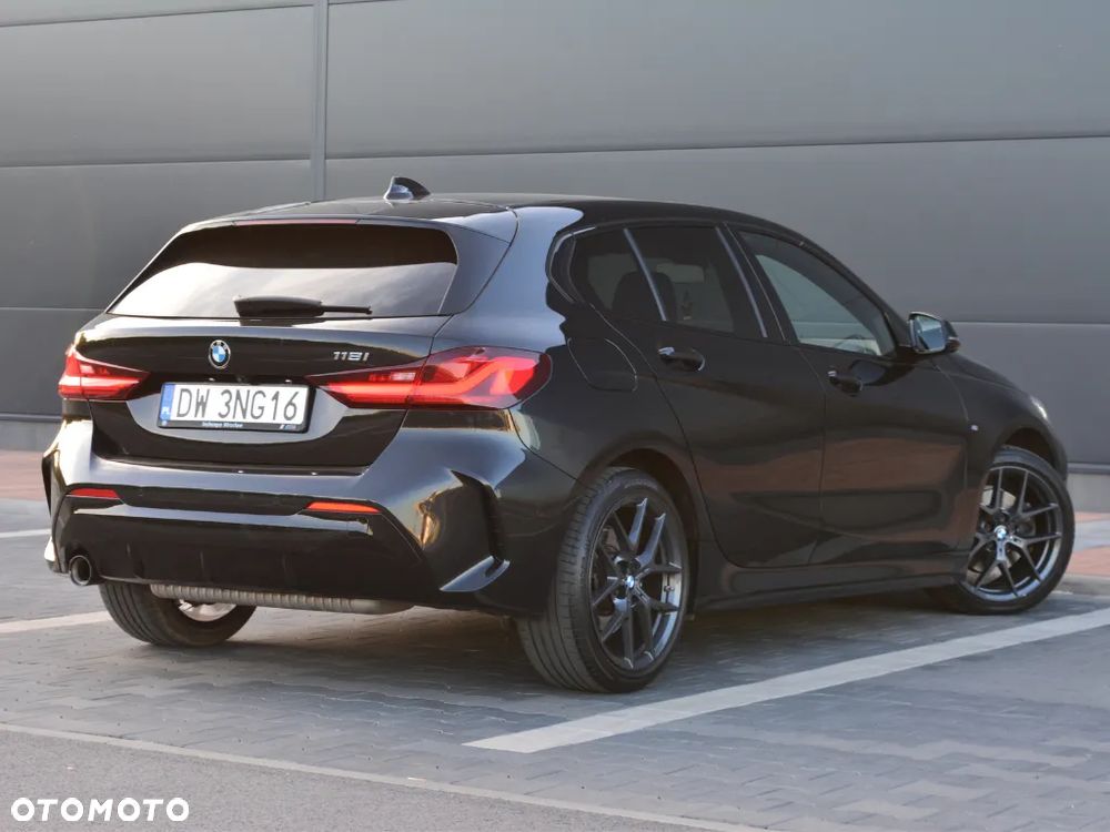 BMW Seria 1 118i M Sport - 9