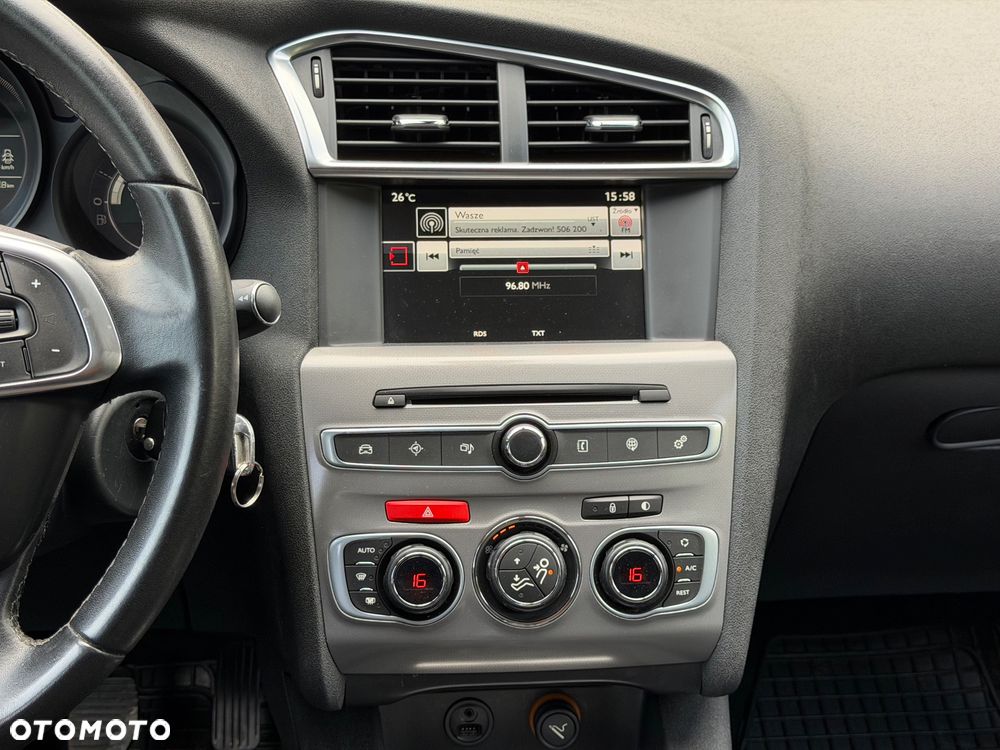 Citroën C4 e-HDi 115 Exclusive - 30