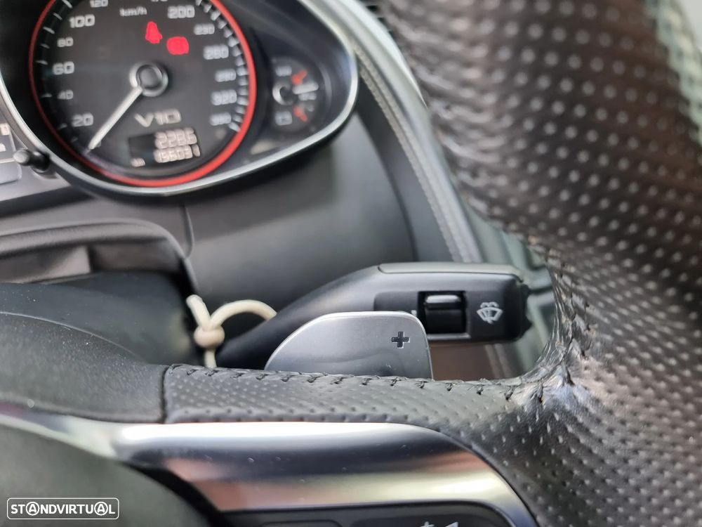 Audi R8 Coupé 4.2 FSI quattro R tronic - 17