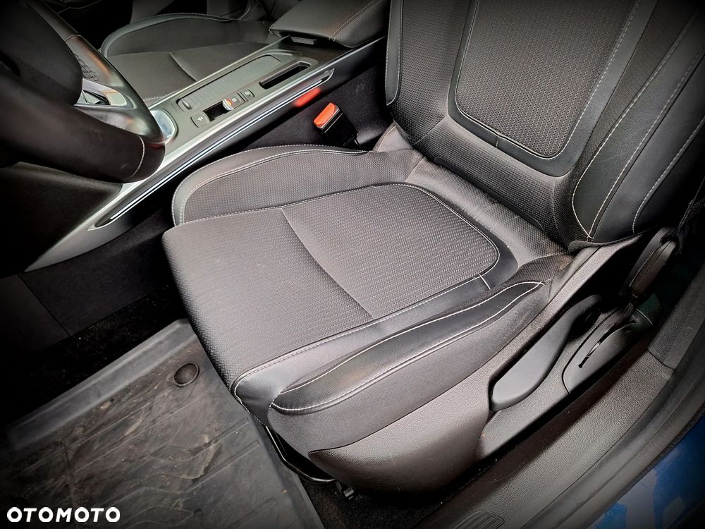 Renault Megane 1.3 TCe FAP Intens EDC - 9