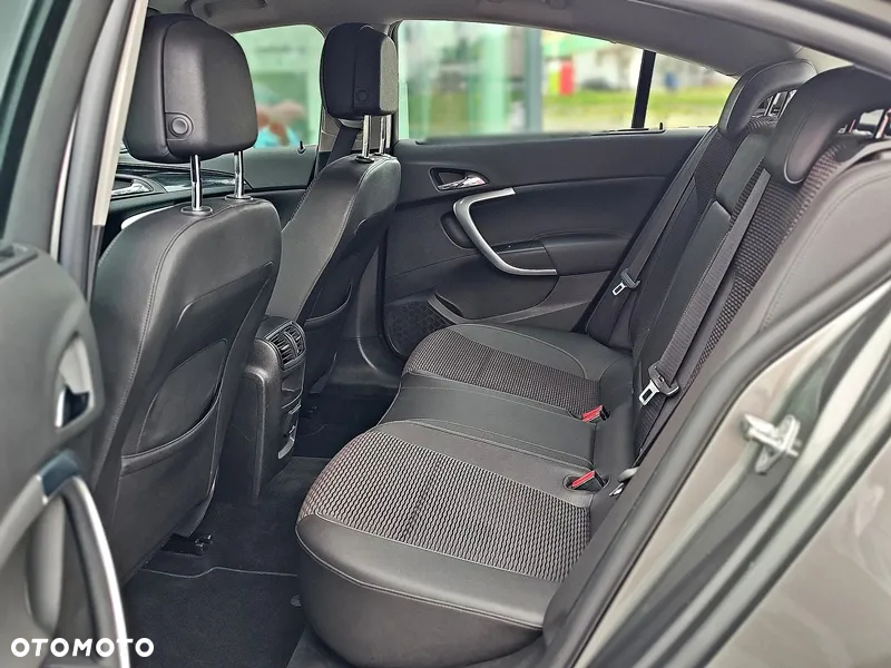 Opel Insignia - 27