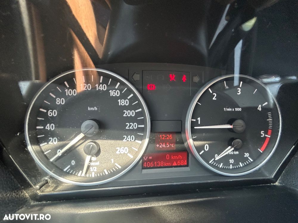 BMW Seria 3 320d - 10