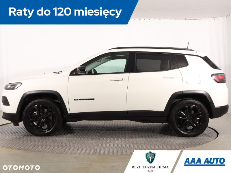 Jeep Compass - 4