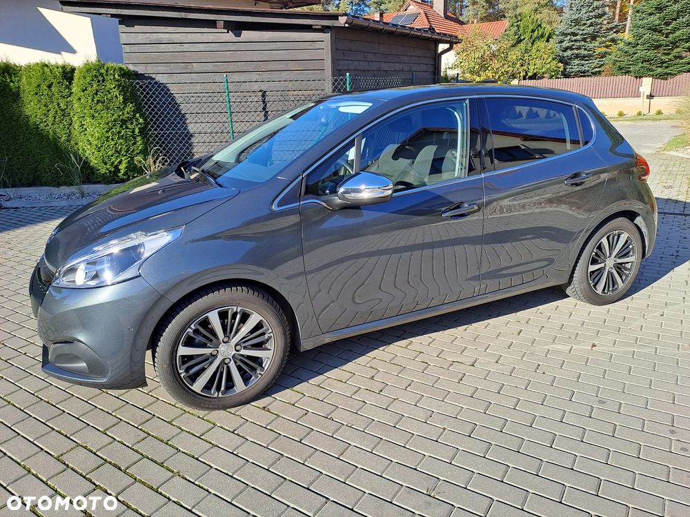 Peugeot 208 1.2 PureTech Allure - 9