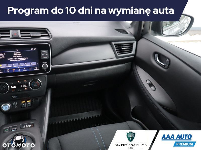 Nissan Leaf - 9
