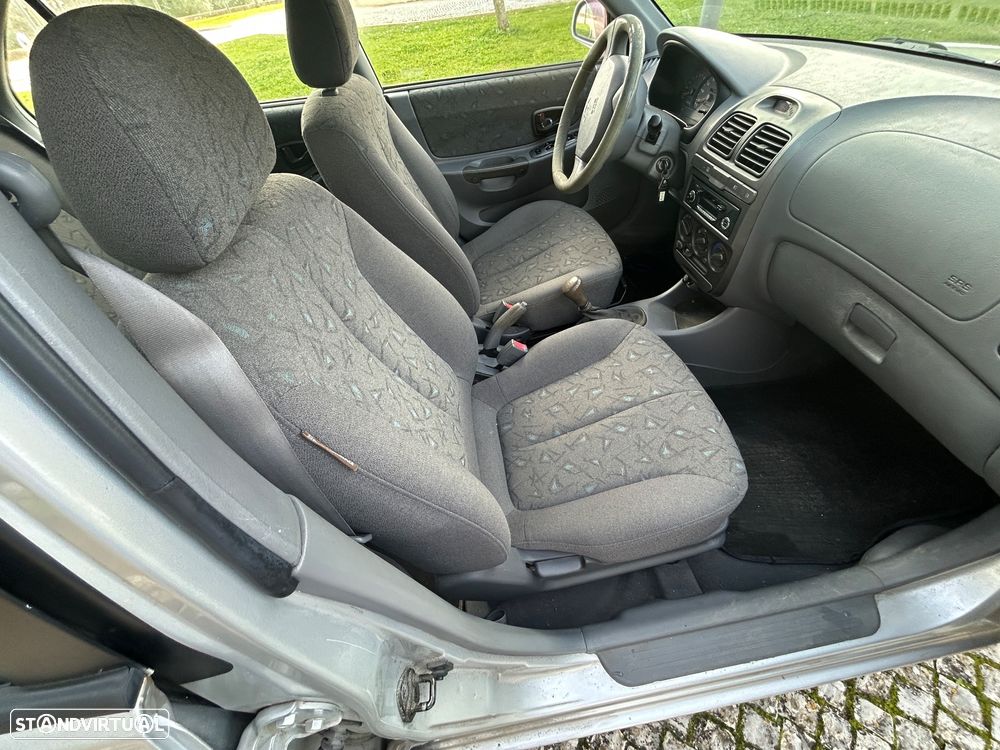 Hyundai Accent 1.3i GLS - 13