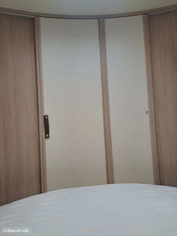 Rapido 696F Premium Edition - 24