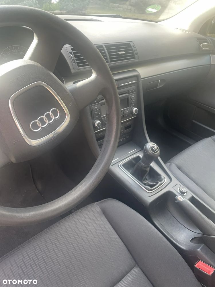Audi A4 Avant - 6