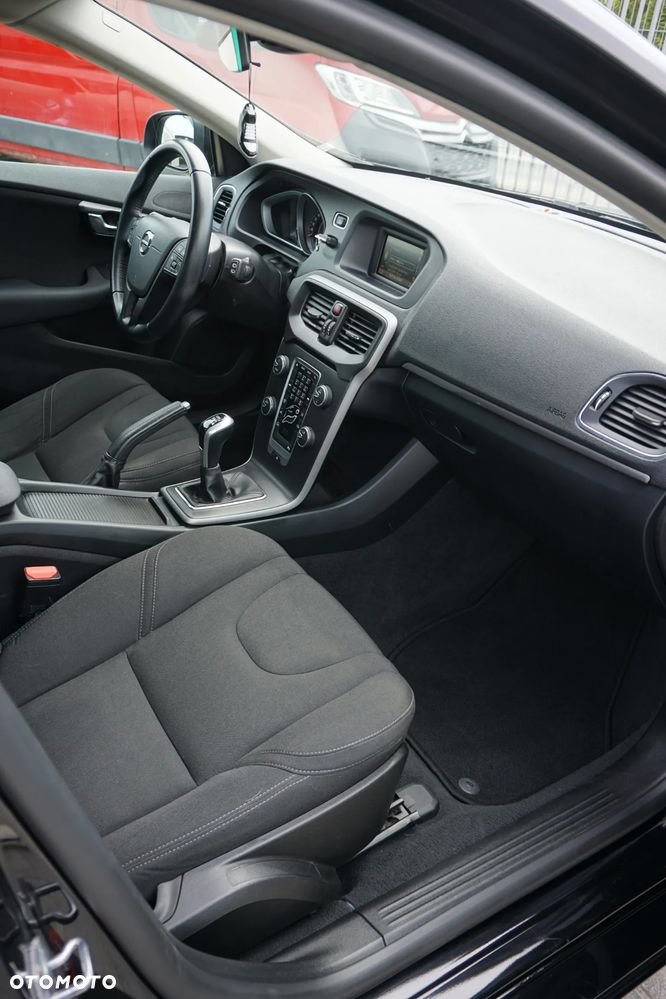 Volvo V40 D3 Drive-E Kinetic - 19