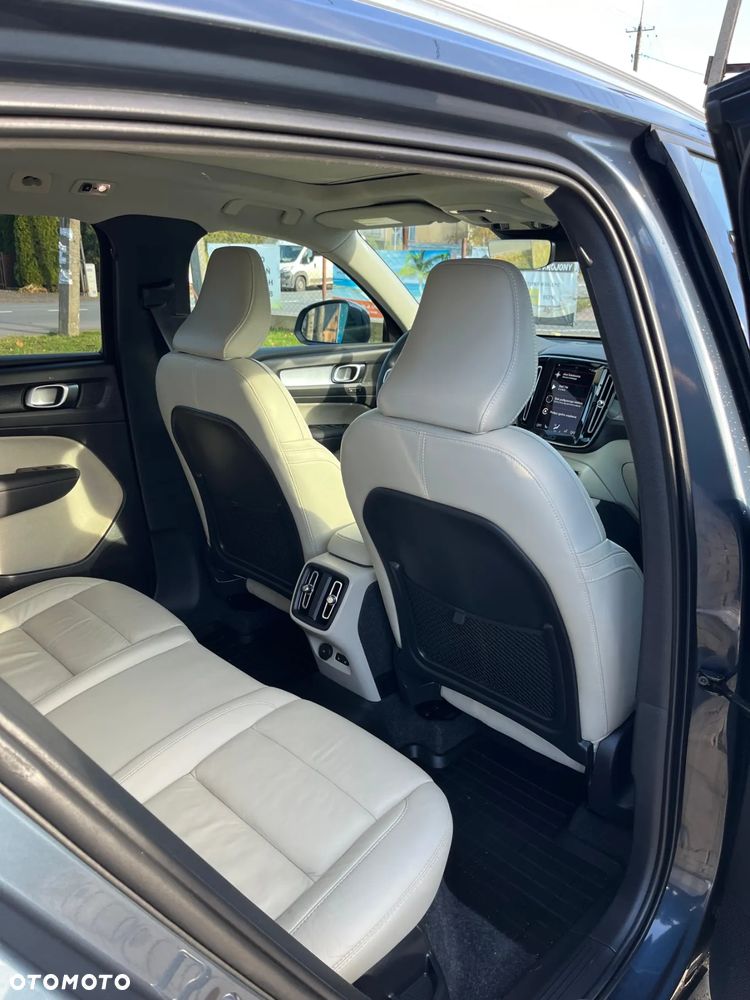 Volvo XC 40 T5 AWD Momentum - 13