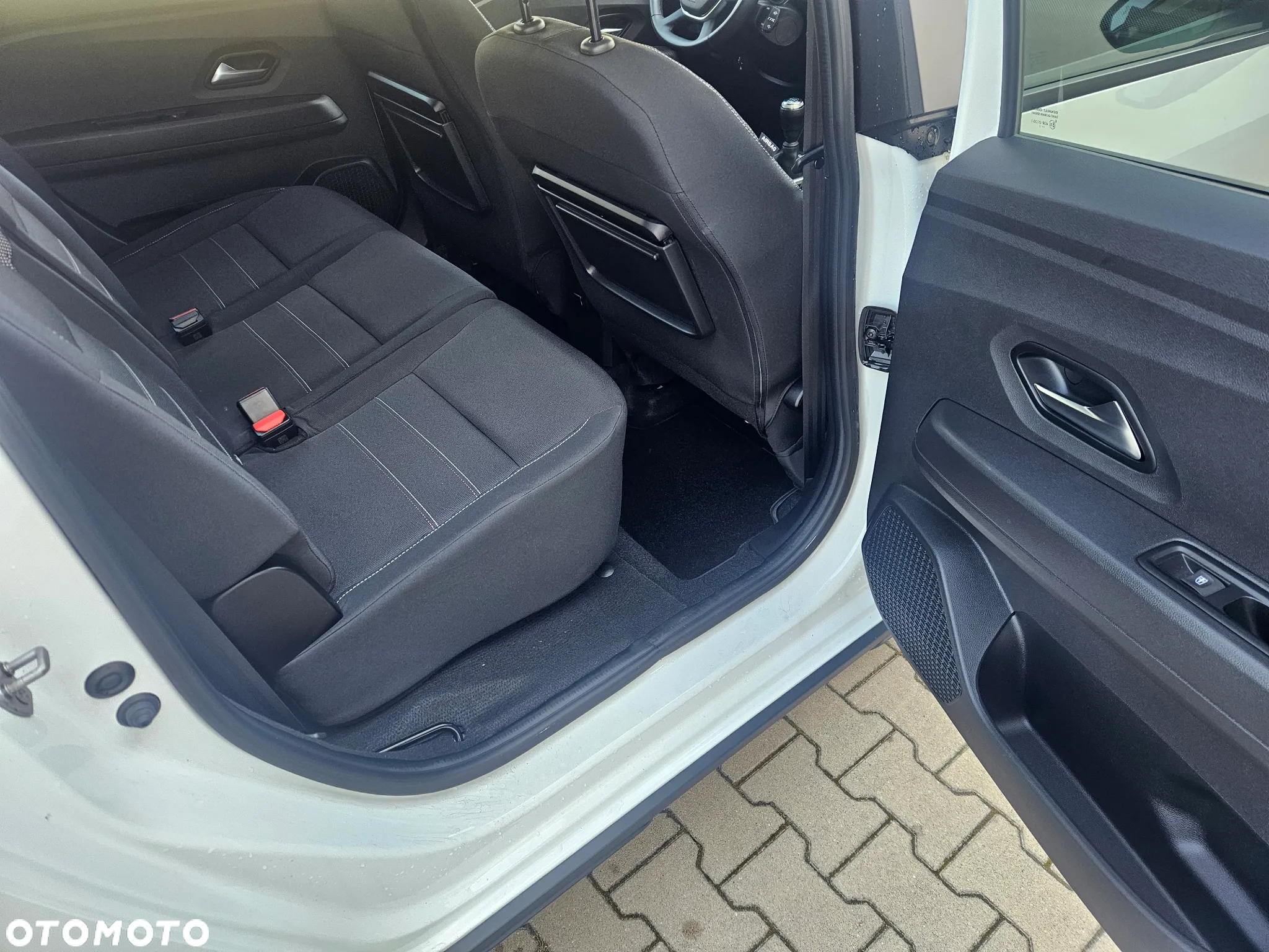 Dacia Jogger 1.0 TCe Extreme 7os - 18