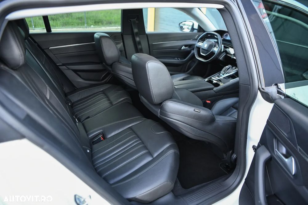 Peugeot 508 PureTech 130 EAT8 Allure - 12
