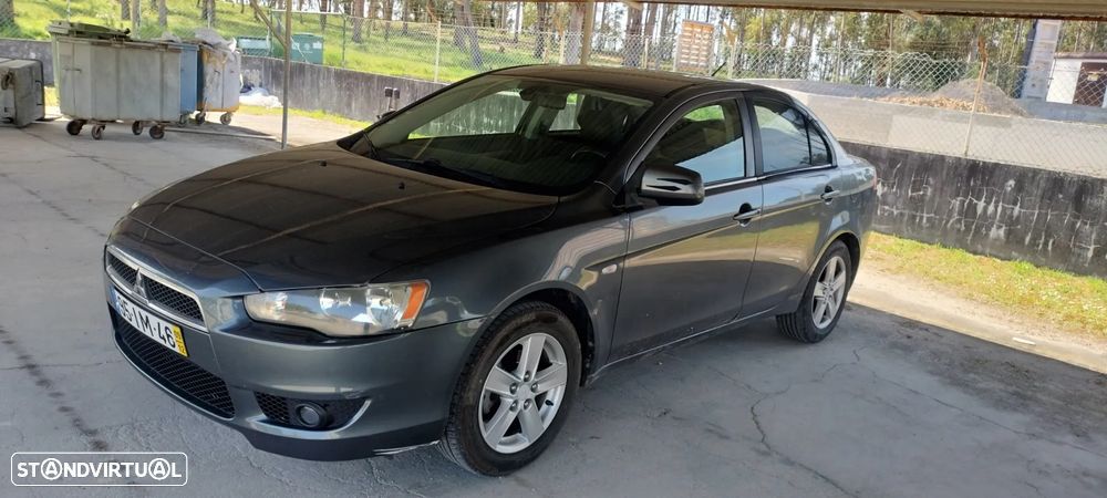 Mitsubishi Lancer 1.5 Invite - 5