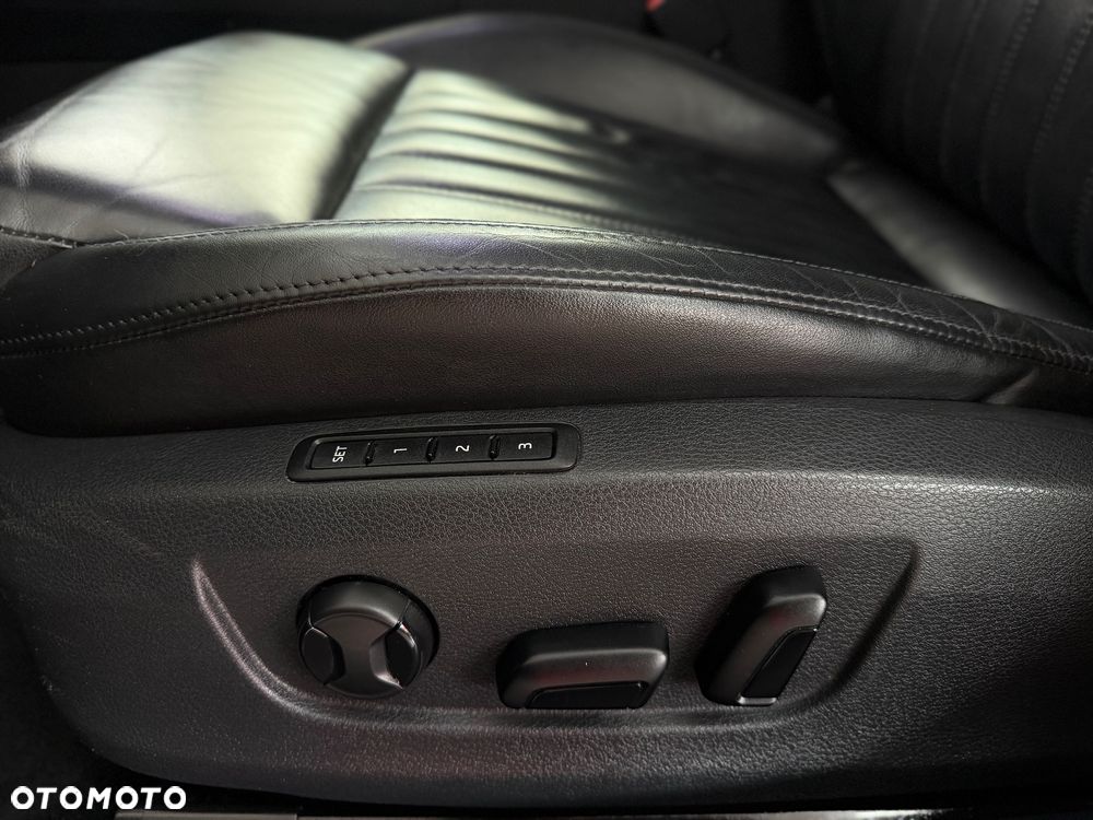 Skoda Superb 2.0 TDI DSG Style - 16