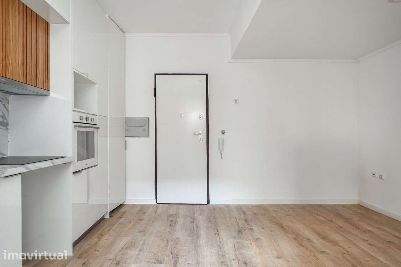 Apartamento T2 em São Pedro de Sintra - Grande imagem: 4/24