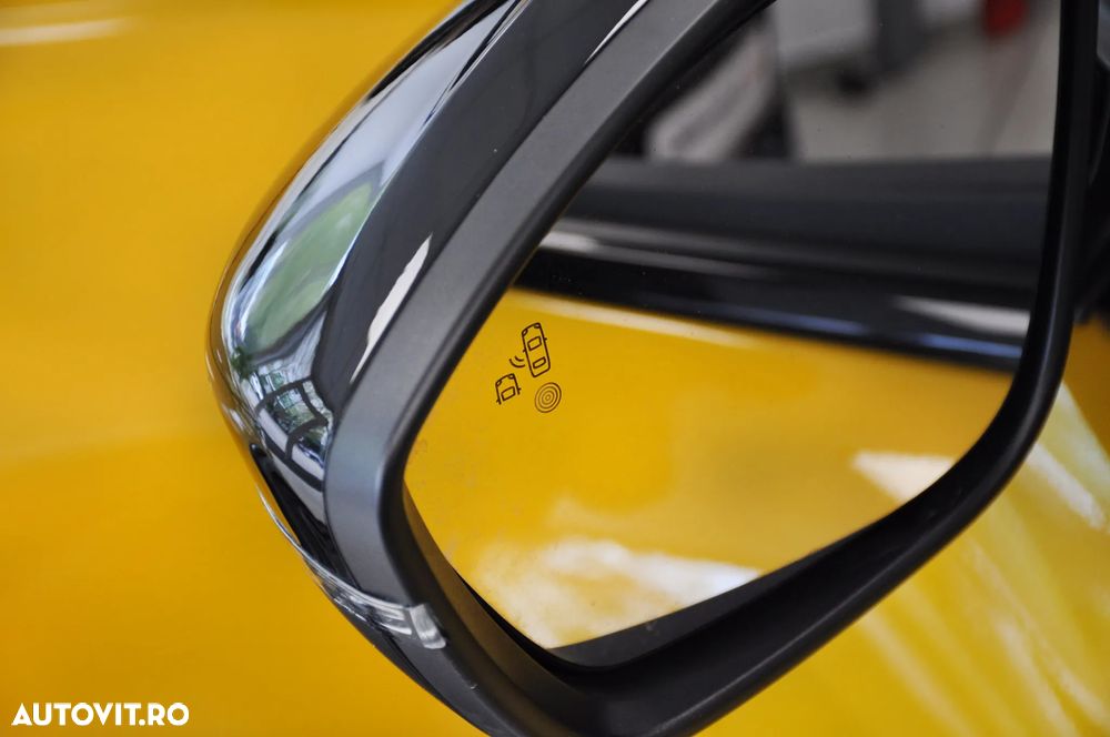 Peugeot 208 1.2 L PureTech STT EAT8 GT Pack - 15