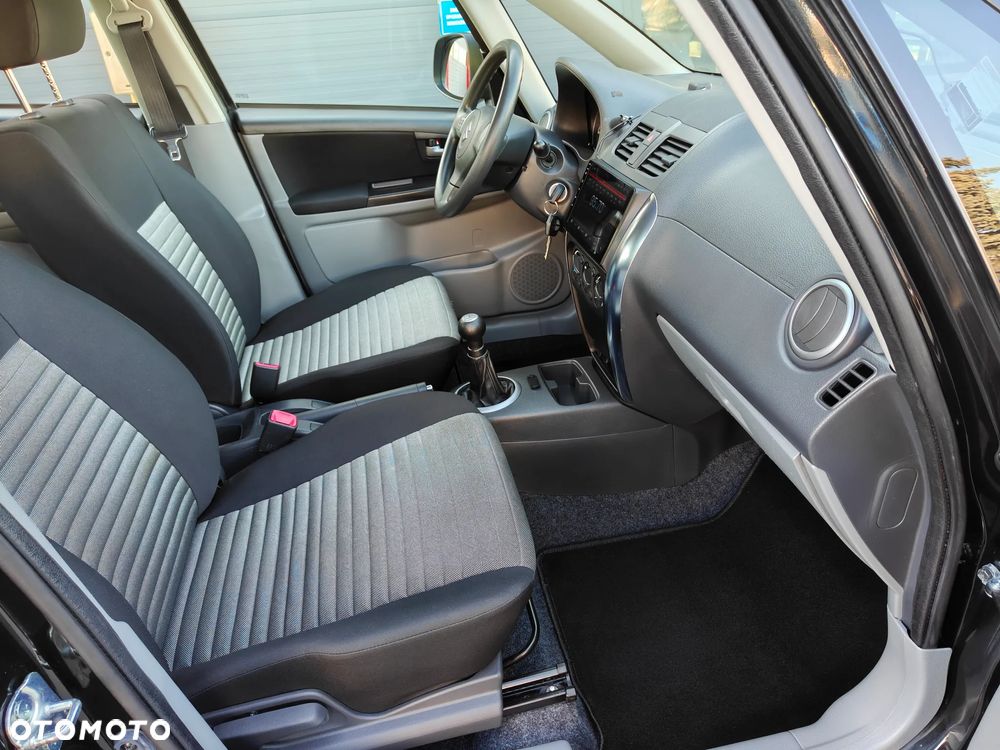 Suzuki SX4 1.6 VVT 4x2 Limited - 18