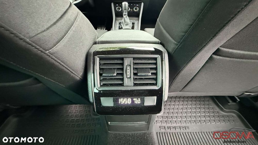 Skoda Superb 2.0 TDI SCR 4x4 Style DSG - 23