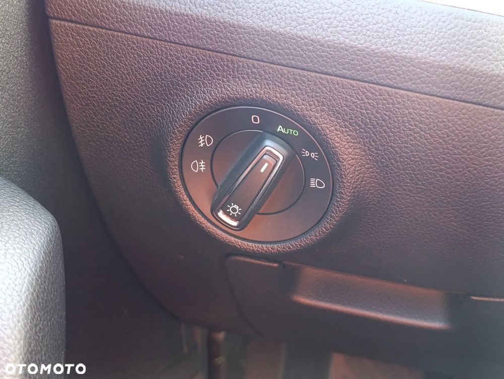 Skoda Superb 2.0 TSI Ambition DSG - 21